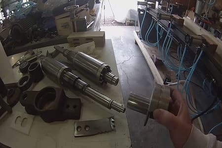 Piston Pole with Hydraulic Lock Ports_4