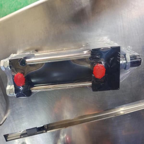 Double-Acting Cylinder Piston Rod6