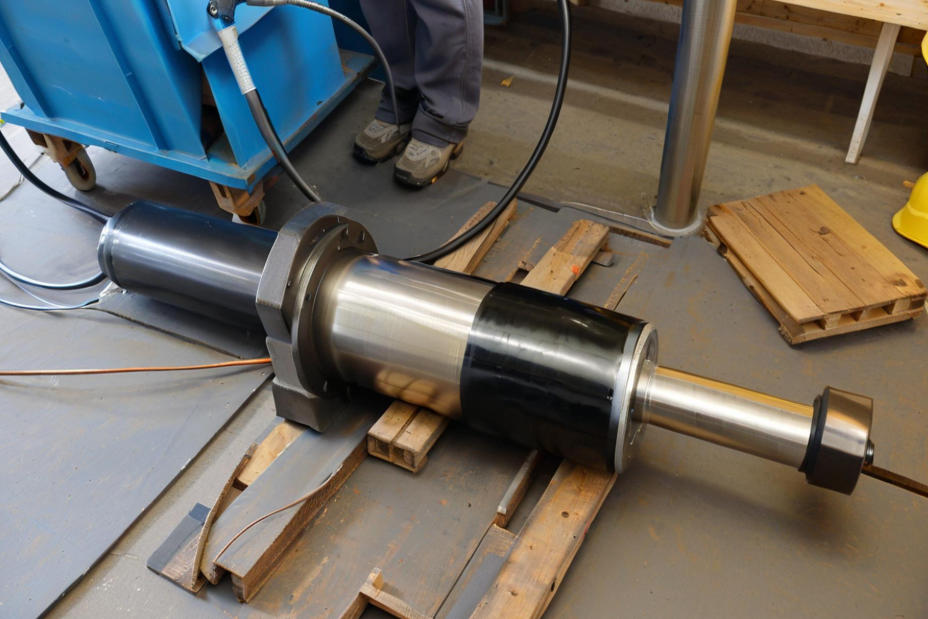 hydraulic piston rod131_